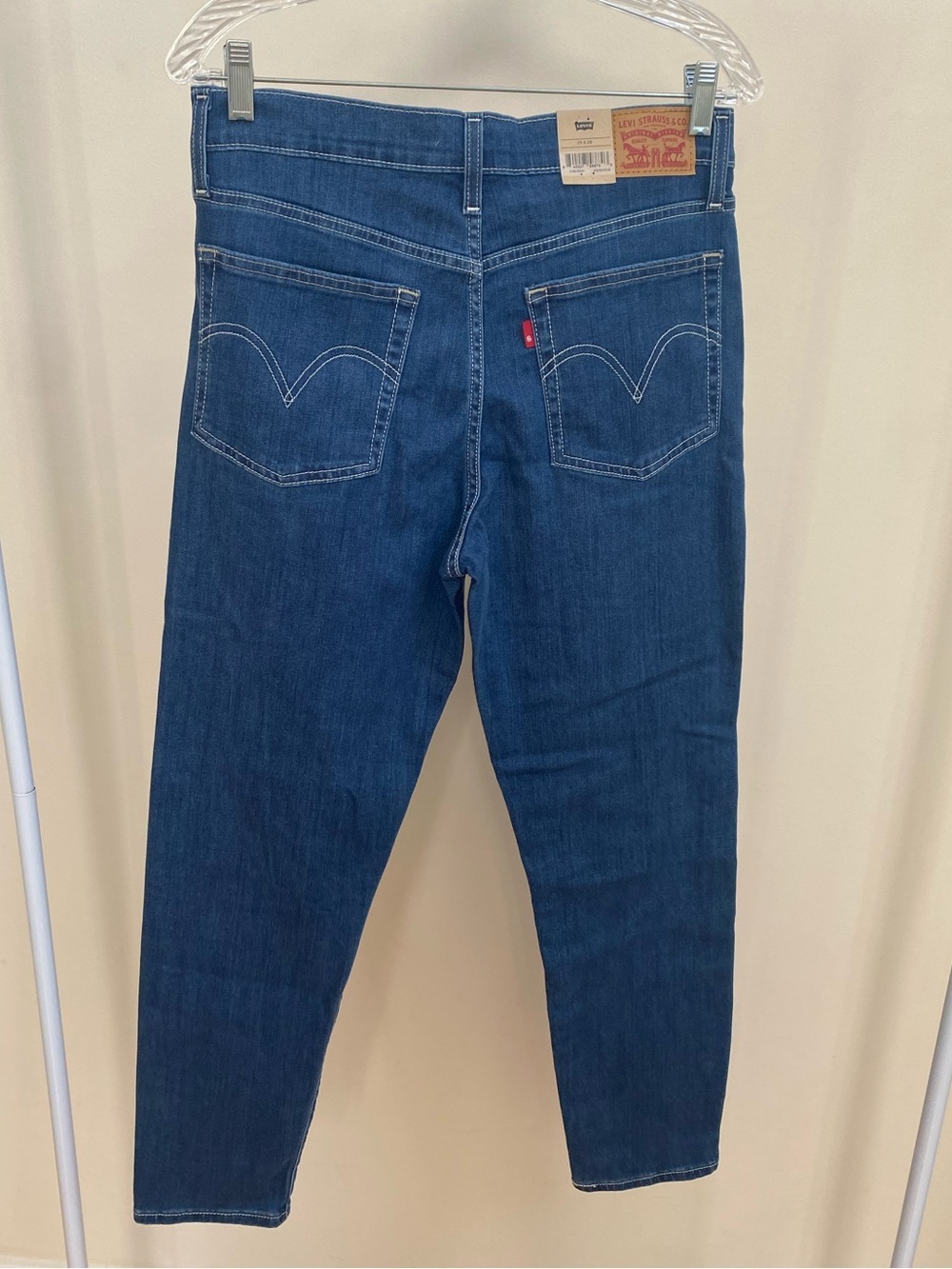 NWT Levi's Wedgie jeans medium wash Sz 29x28 - Picture 7 of 7